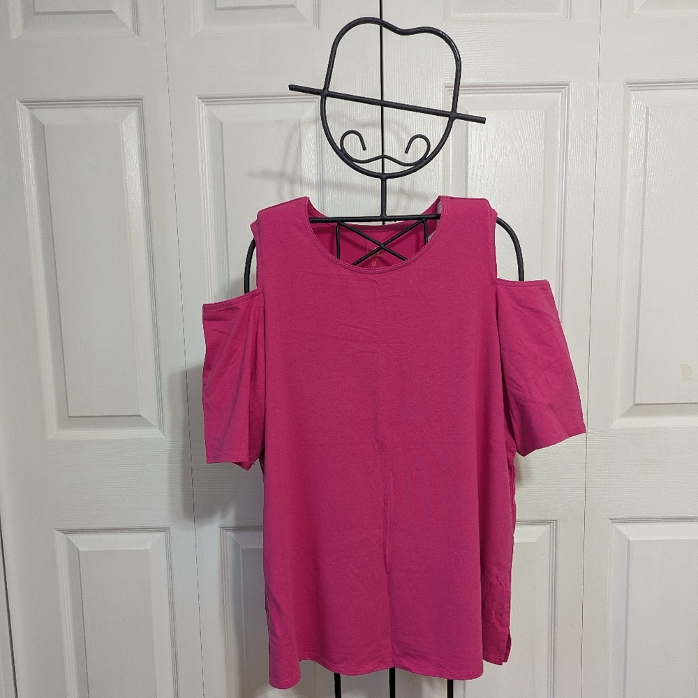 A Kim Gravel Bella Women's Pink Cold Shoulder Top